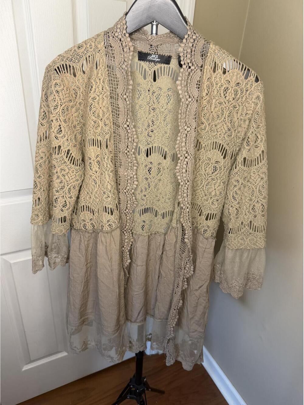 BKE Boutique Lace Crochet Duster Cardigan Boho Beige Medium
